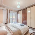 Aria Seaside Tranquility *
