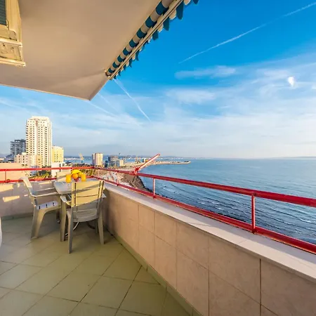 Aria Seaside Tranquility Apartment *